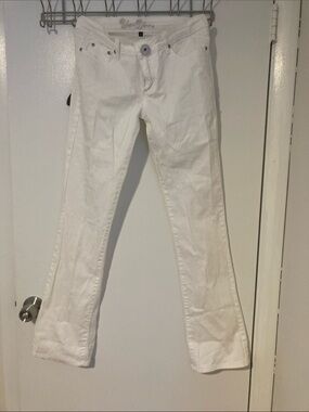 White Straight Leg Women’s Jeans -
